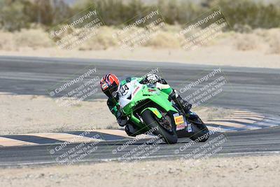 media/Dec-07-2025-CVMA (Sun) [[3e7d2de5dc]]/Race 8-Middleweight Shootout/